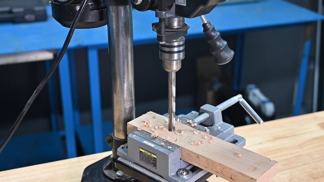 Image of Century Drill & Tool 37280 Brad Point Wood Bit Set, 25 Piece | cuts steel & wood, heat-resistant coating