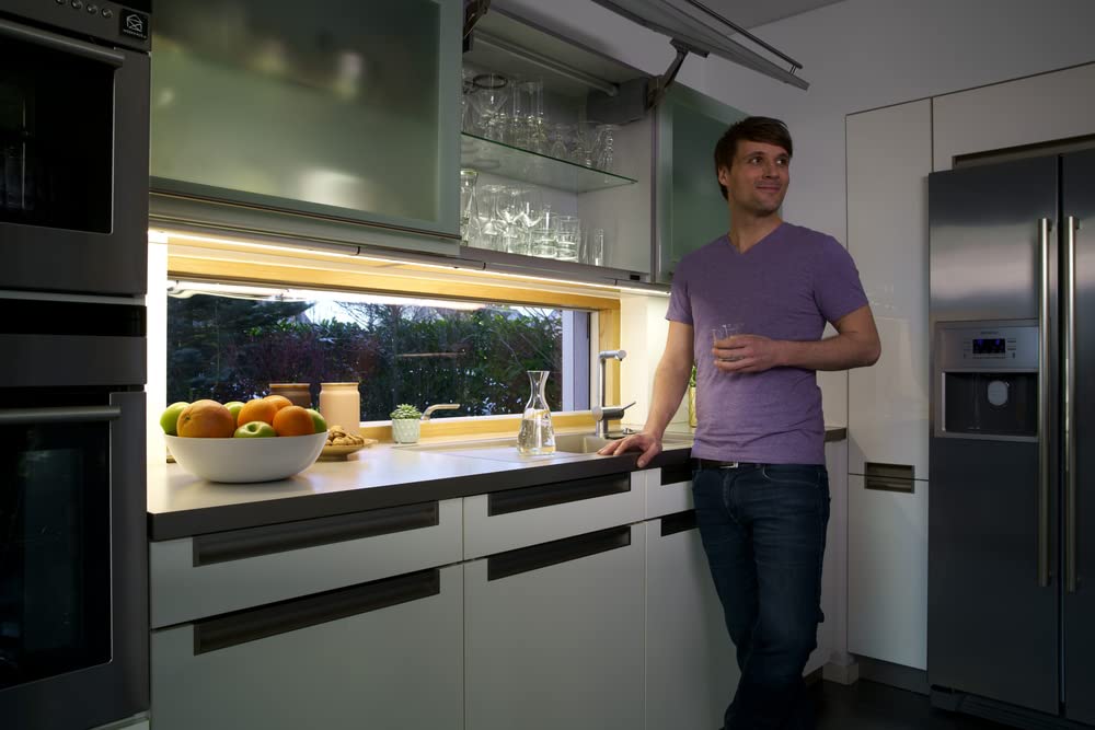 Ledvance LED Unterbau-Leuchte, Leuchte für Innenanwendungen, Bewegungssensor, Warmweiß, 527,0 mm x 67,0 mm x 20,0 mm, Linear LED Flat 4060000000000 Basisgerät