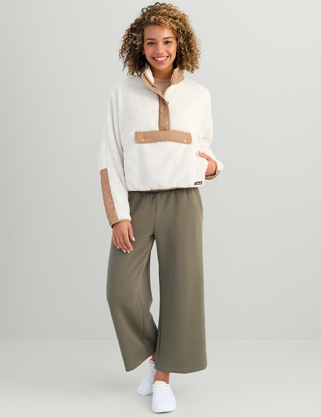 HUK womens Plush Fleece 1/2 Zip Pullover, Cozy Sherpa Fleece With Front Drop-in Pocket and Quilted Details - Image 2