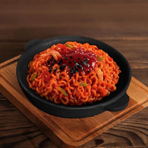 PALDO FUN & YUM Volcano Hot & Spicy Chicken Flavored Instant Ramen, 4.94 Ounce (Pack of 4)