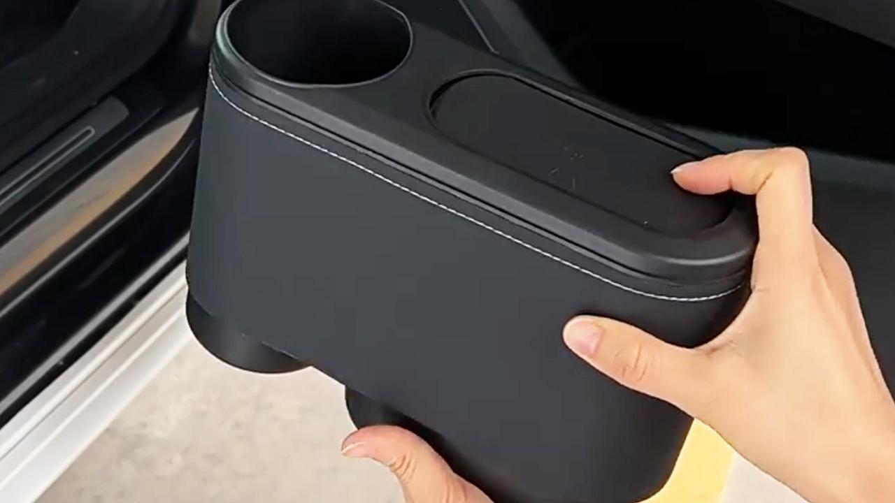 Image of 2 Packs Mini Car Trash Can Bin Bin,Car Garbage with Lid Storage for Front Back Seat Accessories (3)