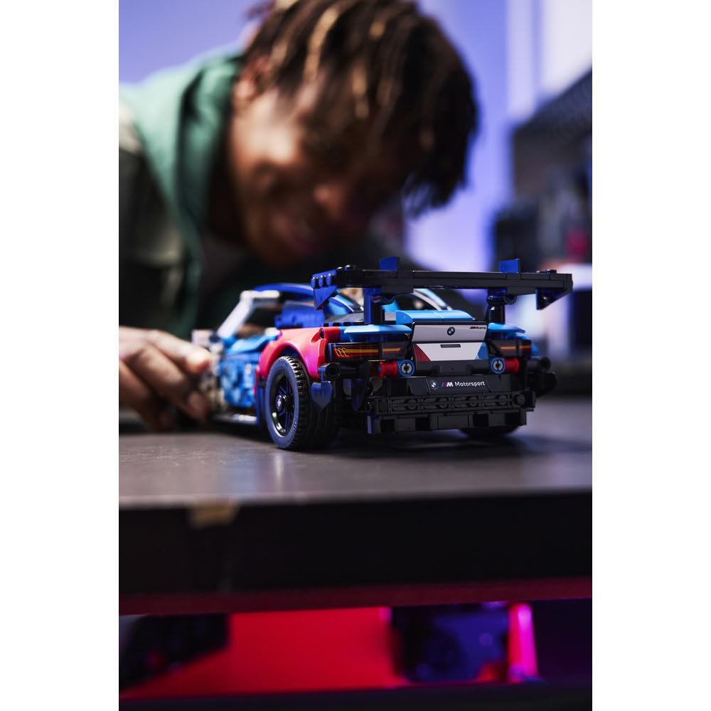 LEGO Technic Samochód wyścigowy BMW M4 GT3 EVO 42226 | Model samochodu, klocki konstrukcyjne, prezent dla fana motoryzacji 11+, zestaw edukacyjny dla dzieci, 747 elementów