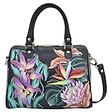 ISLAND ESCAPE BLACK ARTWORK — Jede Tasche ist handbemalt, um ein Kunstwerk zu schaffen, das von Natur und Vintage-Themen inspiriert ist. Blumen in den Farben des Regenbogens und der untergehenden Sonne einer fernen Insel verzieren die schwarze Tasche