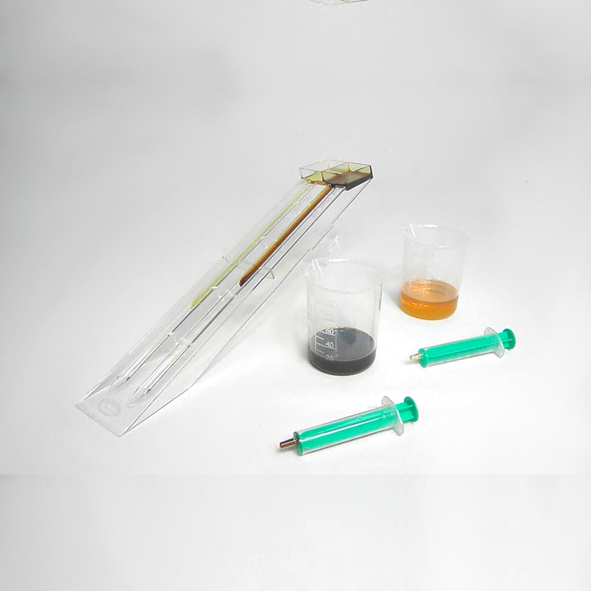 Kit Comparador Viscosidad Aceite, Instrumento de Medición y Comparación de Aceite Usado y Aceite Nuevo con método manual de plano inclinado. Simple, rápido y portátil.