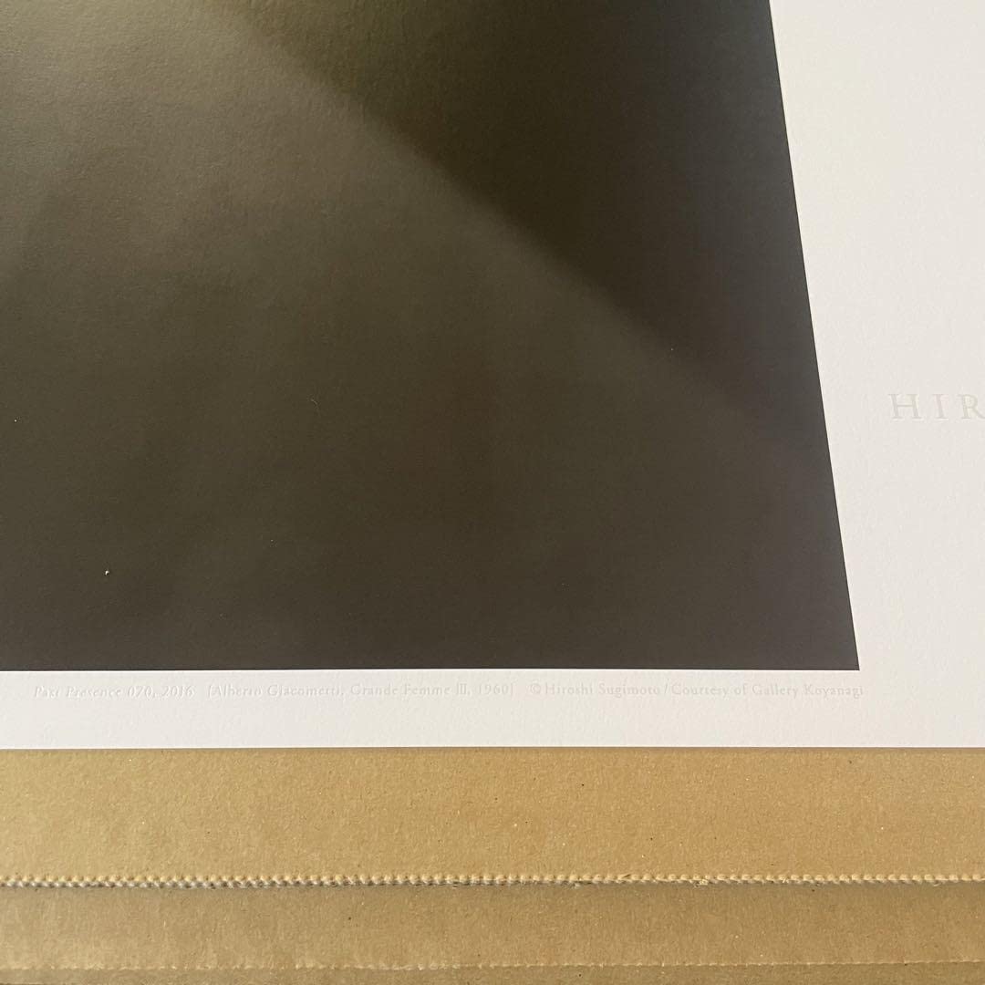 m*6様 杉本博司 限定ポスター『大きな女性像アルベルト・ジャコメッティ』 杉本博司の名作がコレクティブルなポスターになっている。見つけ