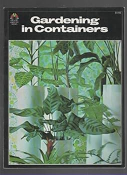 Paperback Gardening in containers Book