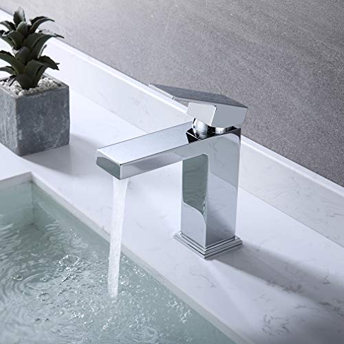 Robinet de lavabo chrome pour une installation rapide de salle de bain LWX