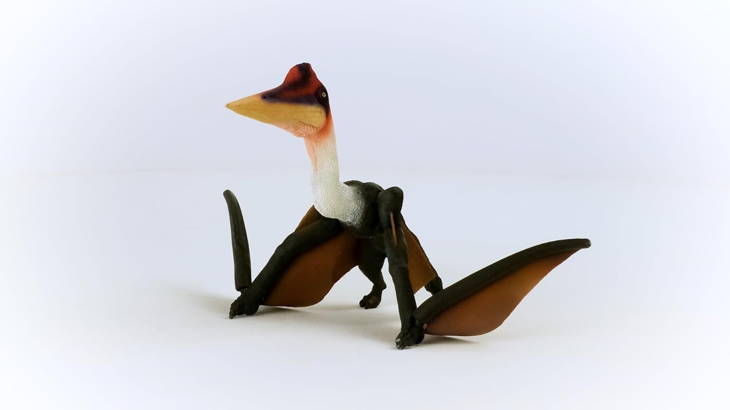 Schleich Dinosaurs - Realistic Quetzalcoatlus Dinosaur Toy Figurines for Boys and Girls Ages 4+ with Movable, Flappable Wings