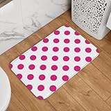 Utilisation domestique polyvalente : le paillasson rose vif imprimé à pois s'adapte à plusieurs espaces, idéal comme tapis pour l'entrée, le tapis d'entrée ou le porche. Que vous le placiez comme paillasson d'entrée extérieure, tapis d'extérieur pour porte d'entrée ou paillasson d'entrée intérieure, il améliore la décoration du porche, la décoration de porche et la décoration générale de la maison, ajoutant confort et charme à n'importe quel espace