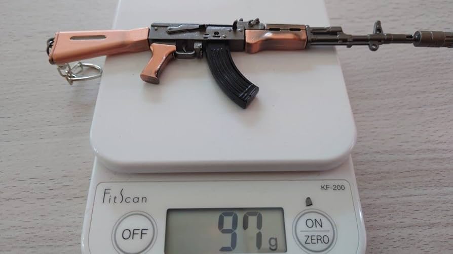 ミニチュアガン　モデルガン　キーホルダー　全長約4cm Affordable and authentic! The Mini Gun Keychain is so cool