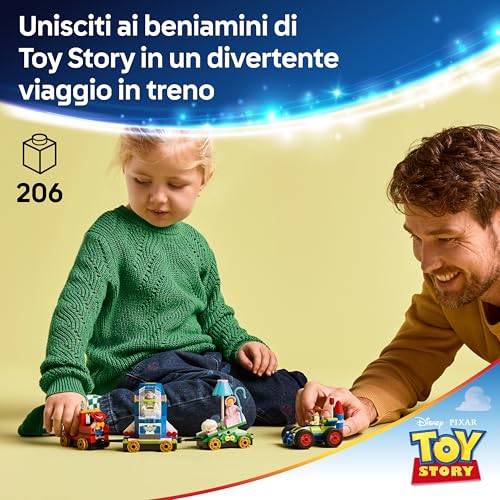 | Disney e Pixar Toy Story: Treno e Auto RC Celebrativi Giocattolo - con le Minifigure di Woody, Buzz Lightyear, Jessie e Bo Peep - Regalo di Compleanno per Bambini e Bambine da 4 Anni - 43264 - Lego - Immagine 1