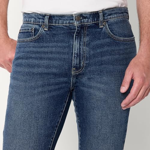 Image of Amazon Essentials Men's Slim-Fit Jeans
