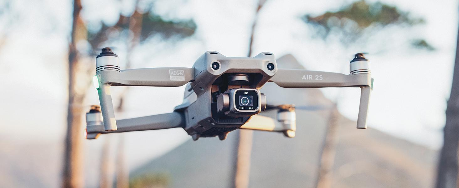 DJI Air 2S Fly Moreコンボ ドローン 3軸ジンバルカメラ搭載