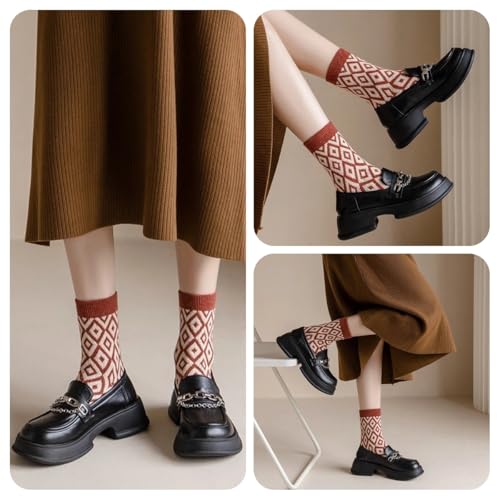 Image of Wool Socks for Women Thick Knit Vintage Cute Floral Crew Socks | Soft and Breathable, Cute Floral Design