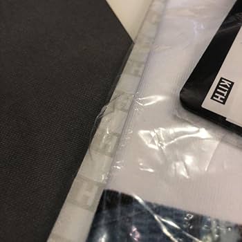 Amazon.co.jp: KITH TOKYO 限定 スクランブル交差点 Tシャツ