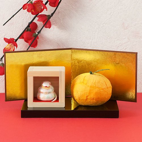 Amazon | 黒塗り台 小 飾り台 めでたや Decoration stand for