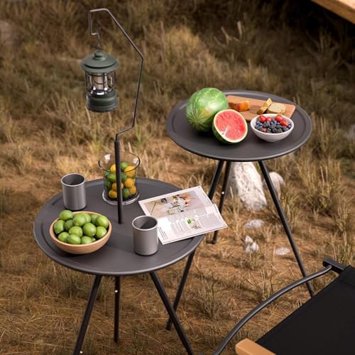 Table de camping pliante pour éviter l'encombrement lors de vos randonnées
