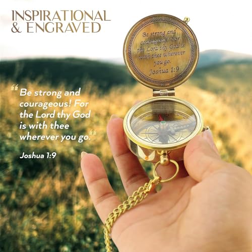 Brújula de Latón Chapada en Oro Grabada con Inscripción Religiosa 'Sé Fuerte y Valiente! Porque el Señor tu Dios está contigo dondequiera que vayas' miniatura 5