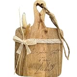 Küchenbrett Mangoholz mit Gravur – rustikales Holzbrett mit Spruch – Hochzeitsgeschenk, Geschenk zur Hochzeit – verschenkbereit mit Spitzenschleife & Trockenblumen