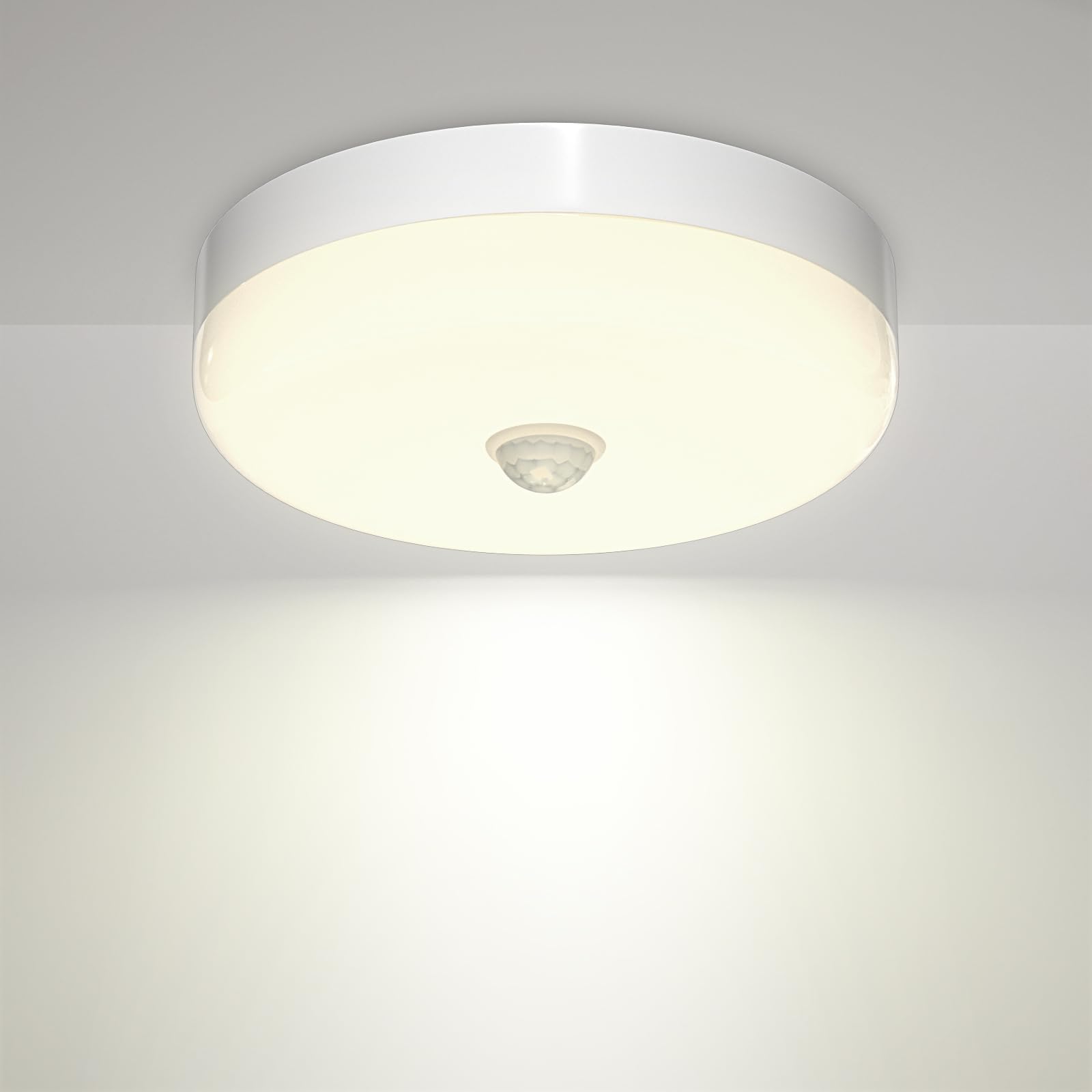 Plafonnier 15W LED avec Détecteur de Mouvemen, Lampe de plafond Rond avec Capteur Blanc Naturel 4000K,IP56 Étanche pour Escalier Intérieur Extérieur, Salle de Bain, Balcon,Garage, Couloir