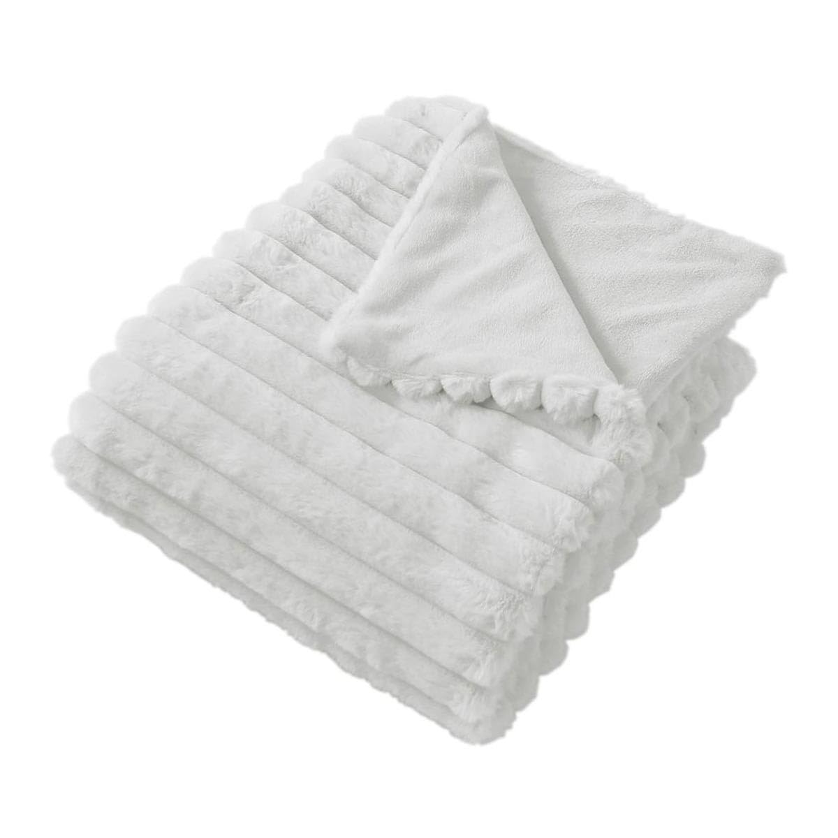 Plaid XL imitation fourrure Matisse 180x220cm blanc contre le froid hivernal