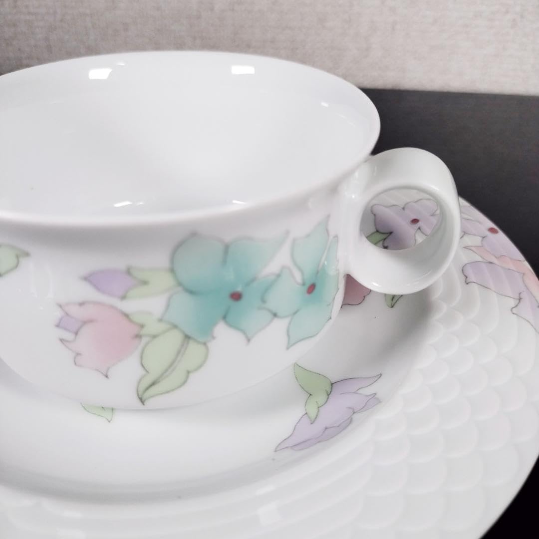 Amazon.co.jp: フッチェンロイター レオナール コラボ カップ 