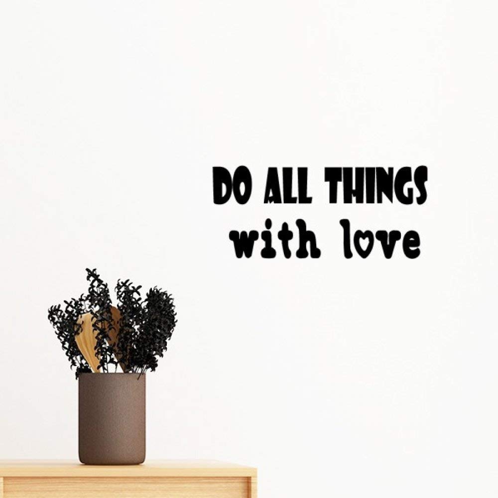 Sticker mural amovible et facile à poser pour personnaliser un mur de chambre de 60cm
