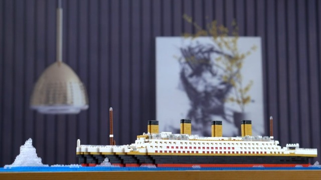 Amazon.com: ASSTYSXH 1860PCS Mini Blocks Titanic Ship Model