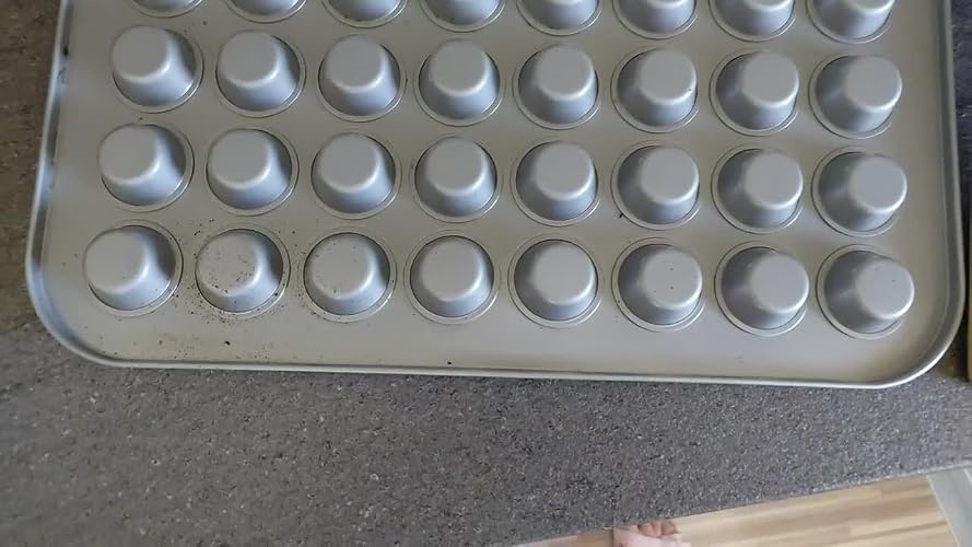 Städter Brownie Backform – Für 48 Minis, 40x31 Cm, Antihaftbeschichtet, Bis 250°C Hitzebeständig