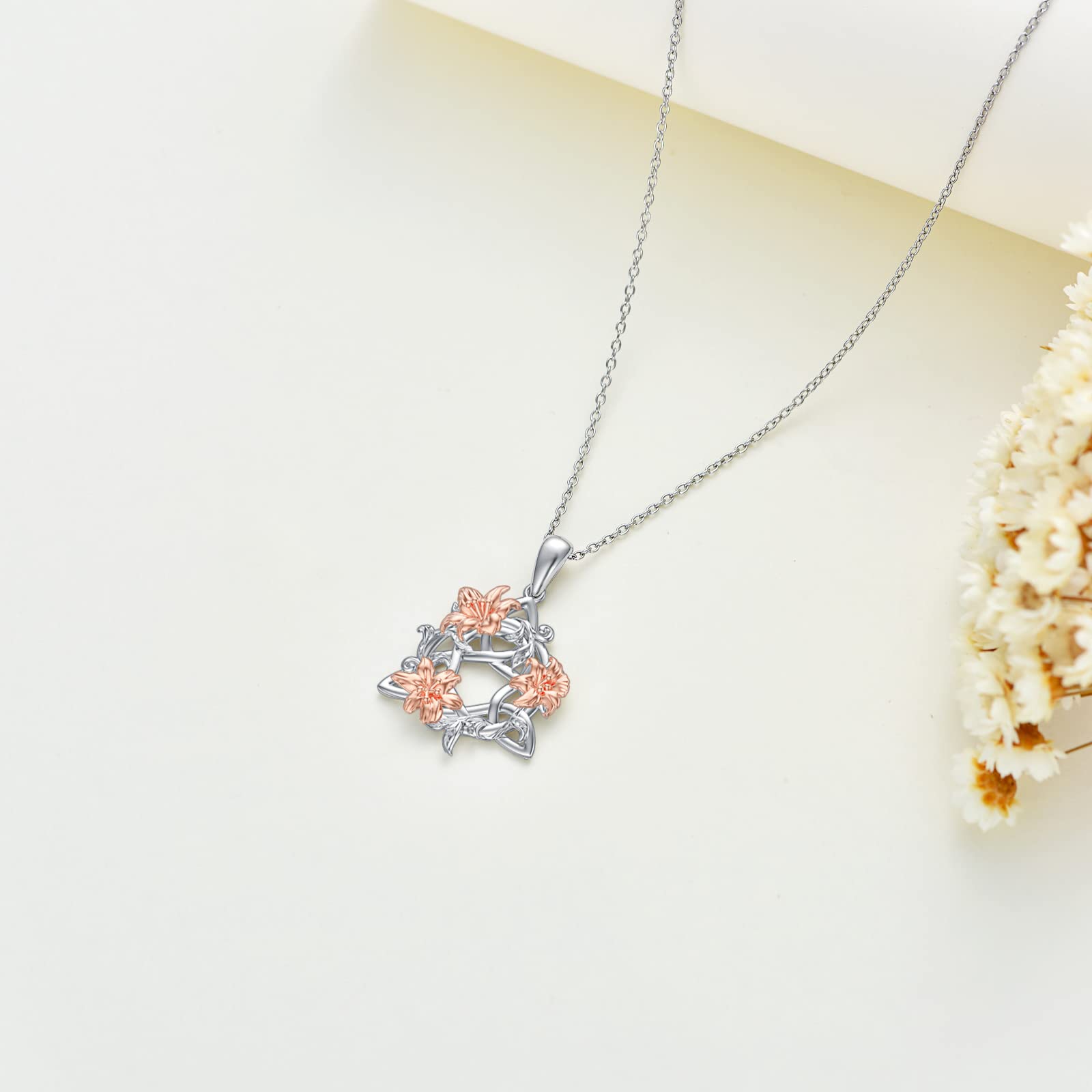 RMREWY - Collar de nudo celta de plata de ley 925, joyería de buena suerte, triquetra irlandesa, colgante de nudo triangular, joyería para el día de la madre, regalo para mujeres, madres y niñas