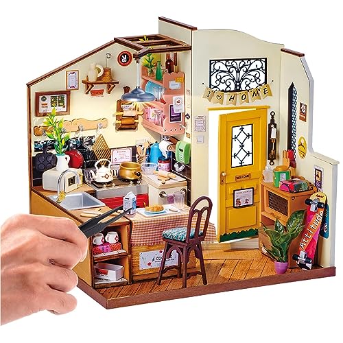 Consejos y comparativas para Comprar Regalo muebles cocina que puedes comprar esta semana. 34 ROBOTIME - Kit de casa en miniatura, mini casa de muñecas con muebles, kit de habitación pequeña con luz LED, pasatiempo de madera, regalo para niños y adultos (cocina...