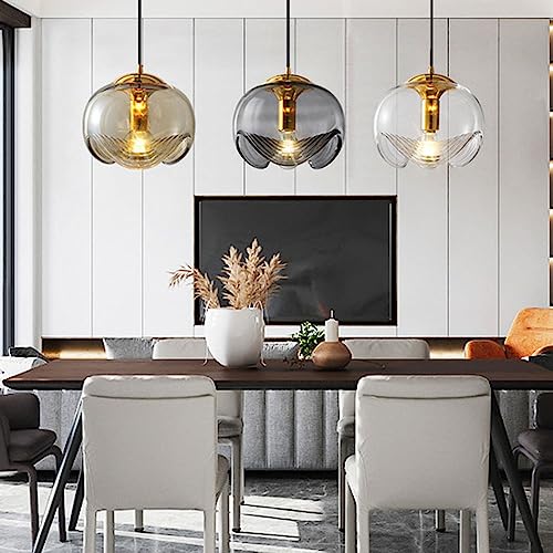 Porche et balcon illuminés par une suspension en verre design - 4