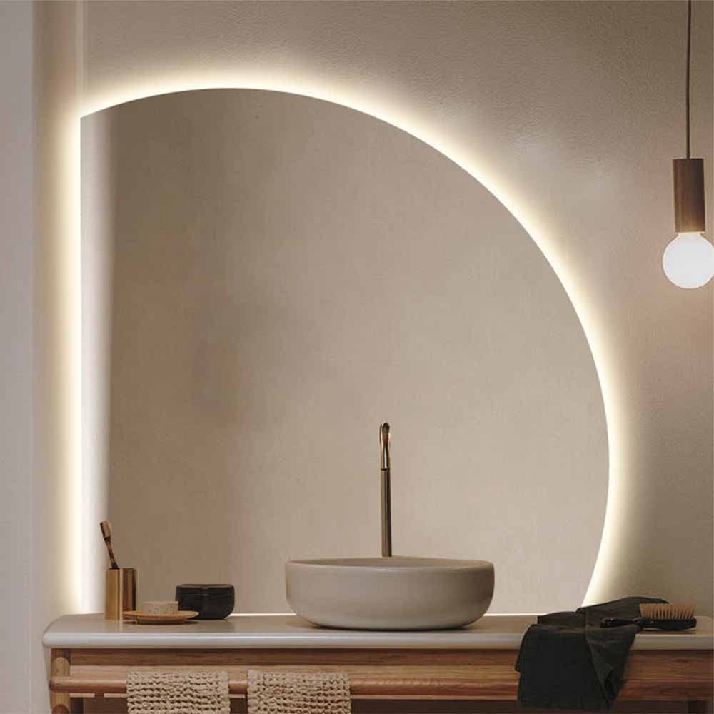 81,3 cm LED-Badezimmerspiegel mit Anti-Beschlag- und verstellbarer Make-up-Funktion, Wandmontage, halbrundes Design, perfekt für Wohnzimmer, 90/100 cm Größe, stilvoll und funktional.
