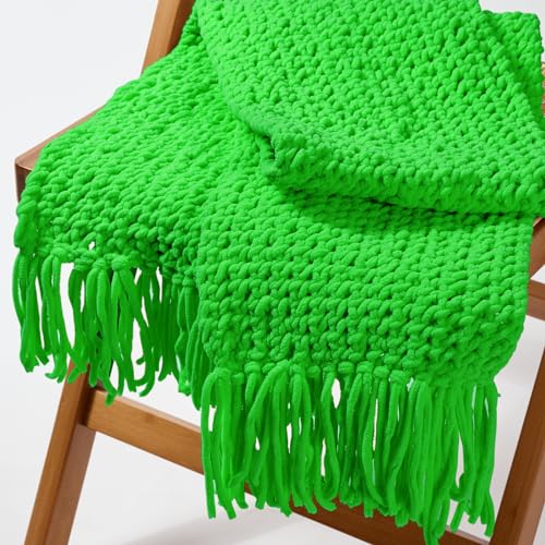 Image of INNDUN Green Chenille Yarn 3 Pack of 100g /3.5oz - Super Bulky - Knitting, Crocheting & Crafts Chunky Yarn