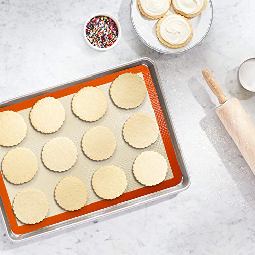 Silicone Baking Mat Set of 3(2 Half and 1 Quarter) Sheet Non Stick Reusable Silicone Pastry Baking Mat for Rolling Dough Kitchen Kneading Mat for Making Cookies, Macaron, Bread, Reusable Oven Liner