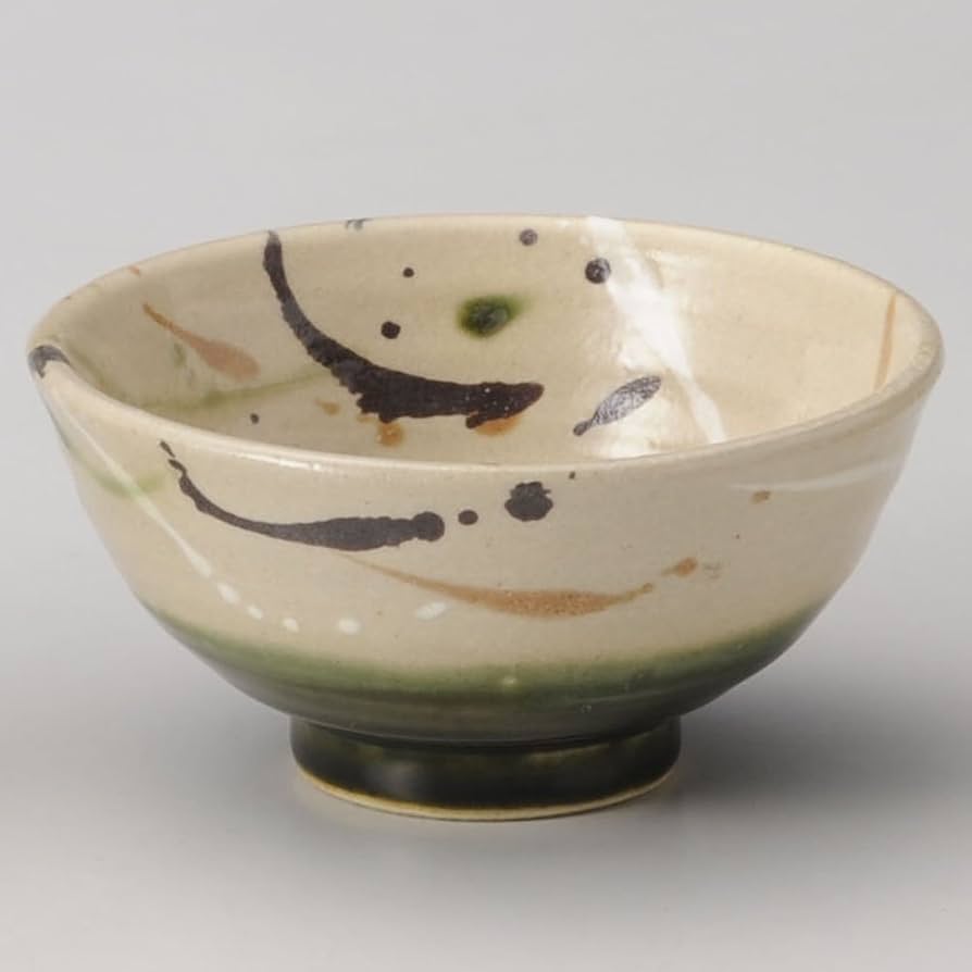 ちゃちゃさん　弥七田織部茶碗 Amazon.co.jp: 弥七田織部茶碗(大) [11.2 x 6.3cm 205g] 【睦揃