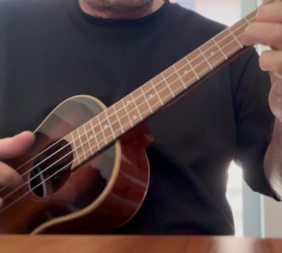 Eko Guitars EGO Ukulele Tenor Électro-Acoustique - Table Acajou, Préampli UK-300, Finition Gloss Vintage Sunburst