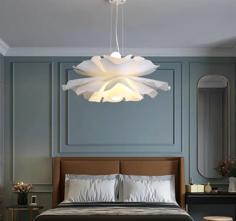 Lustre scandinave fleur blanche pour salon design chaleureux - 3