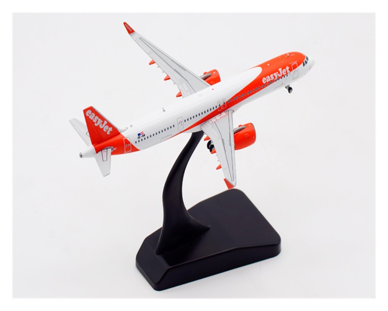 Amazon.co.jp: 1:400 スケール EasyJet A321NEO OE-ISB 合金飛行機