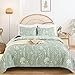 JANZAA Quilt King Size Sage Green Quilt Bed Spread Boho Quilt with Floral Pattern Microfiber Quilts Set 3 Pieces Lightweight Comforter Reversible Bedding Set 1 King Size Quilts and 2 Pillowcases