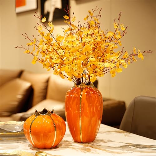 Vase en céramique et fleurs sèches pour entrée chaleureuse