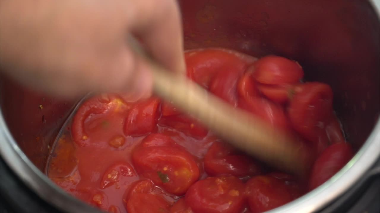 Instant Pot Bible: Copycat Recipes: 175 Original Ways to Remake Your Favorite Restaurant Recipes in Your Instant Pot - Additional View