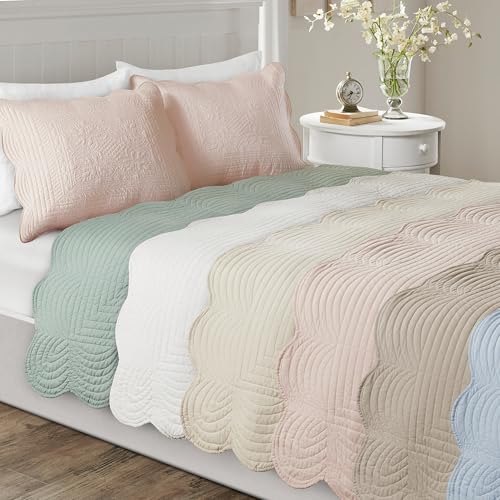 Madison Park King Quilt Set - Damask Coverlet Set for King Size Bed, Cottage Oversized Quilt Set, Scallop Edge, All Season, Pre-washed Cotton-Filled Quilt, Tuscany, Khaki 3 Piece - Image 7