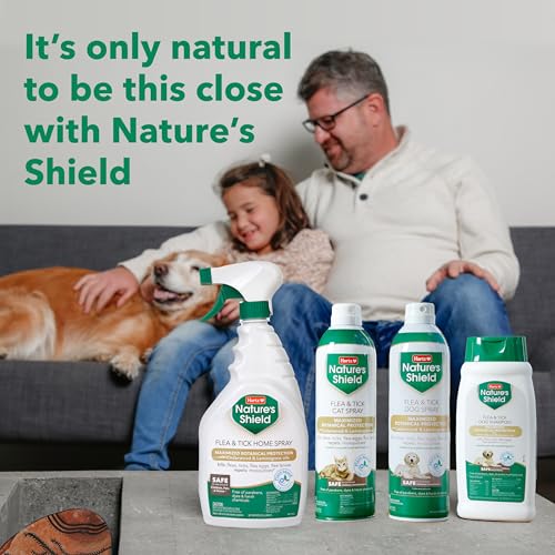 Image of Hartz Nature's Shield Flea & Tick Spray Treatment for Cats with Cedarwood and Lemongrass Oil, 14 Ounces (Pack of 2)