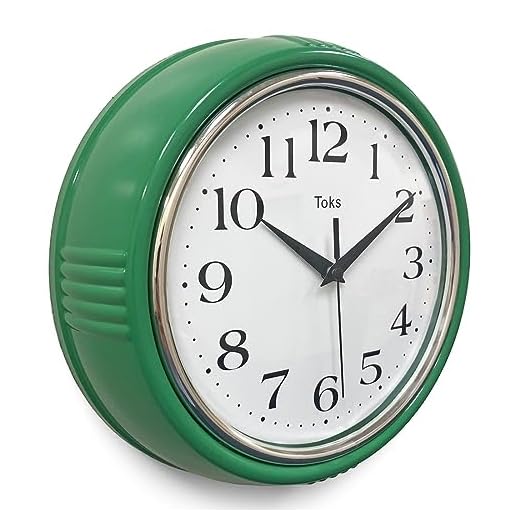 Lily's Home Retro Wall Clock, 9.5 Inch Vintage Design, Silent Non-Ticking Quartz Movement, Battery Operated, Perfect for Kitchen, Living Room, Office, and Indoor Use (Vintage Green)