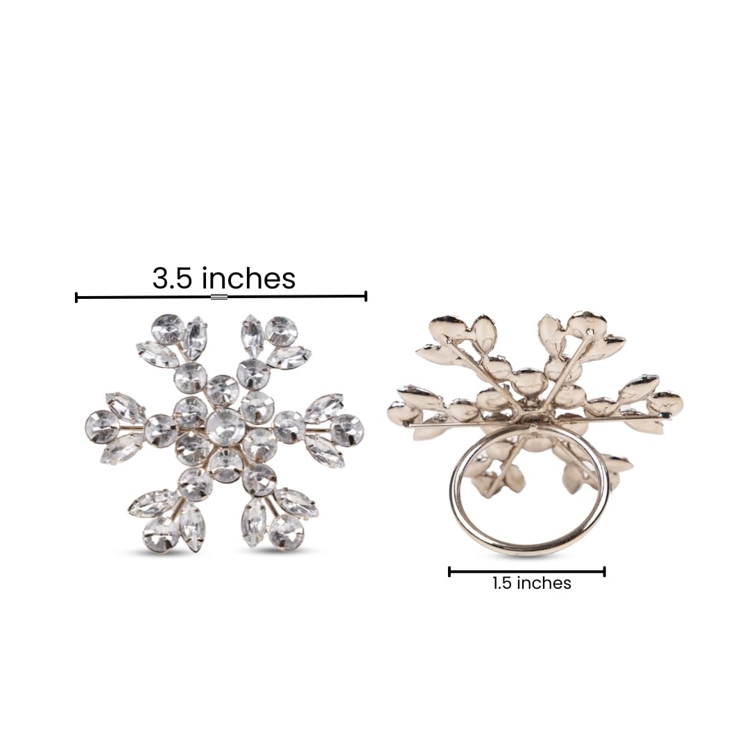 Lot de 6 ronds de serviette en plastique avec perles en forme de flocon de neige – Belle décoration de table d'hiver élégante pour Noël, mariages, dîners de vacances – Argent