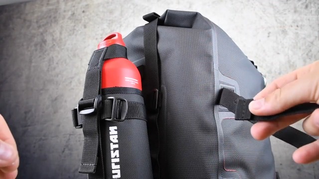 Amazon.co.jp: エンデュリスタン ボトルホルスター/ENDURISTAN BOTTLE