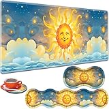 大型ゲーミングテーブルパッド 31.5インチ x 11.8インチ + キーボードリストパッド + マウスリストパッド + コースター ノンスリップベース 4イン1セット、人間工学に基づいたメモリーフォーム、タイピングの痛みの緩和、天体のテーマ太陽とスマイリーフェイス