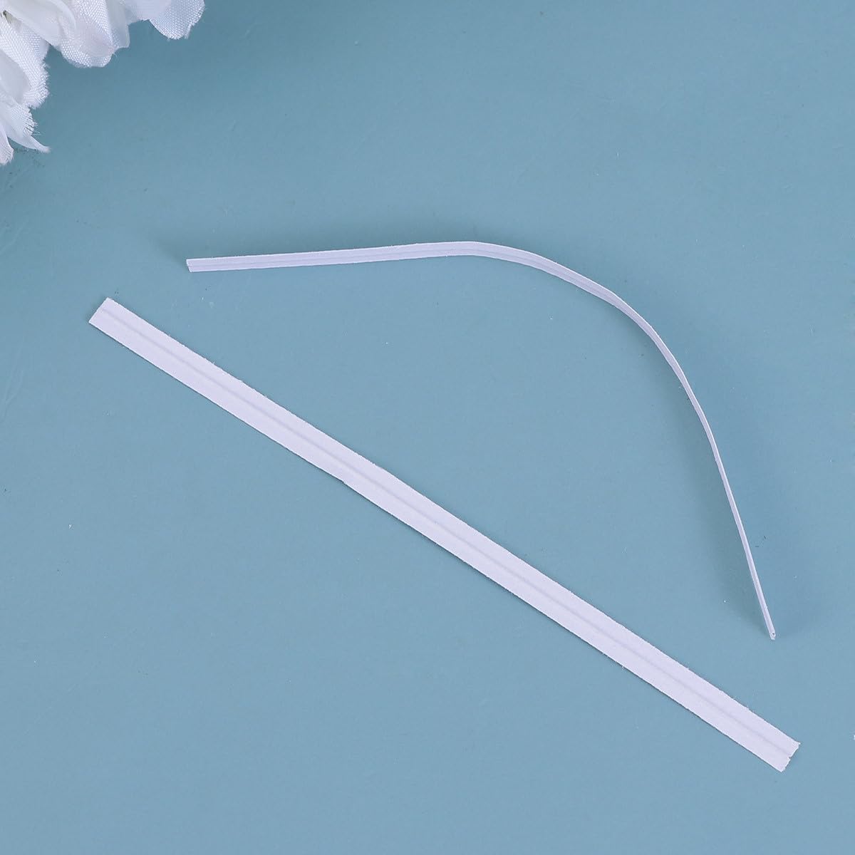 Didiseaon Filo di Ferro Rivestito in Carta Bianco 10cm per Legare Sacchetti Alimentari e Confezioni, Non Facile da Rompere, Sicuro per Imballaggi Alimentari e Panetterie, Confezione da 1000