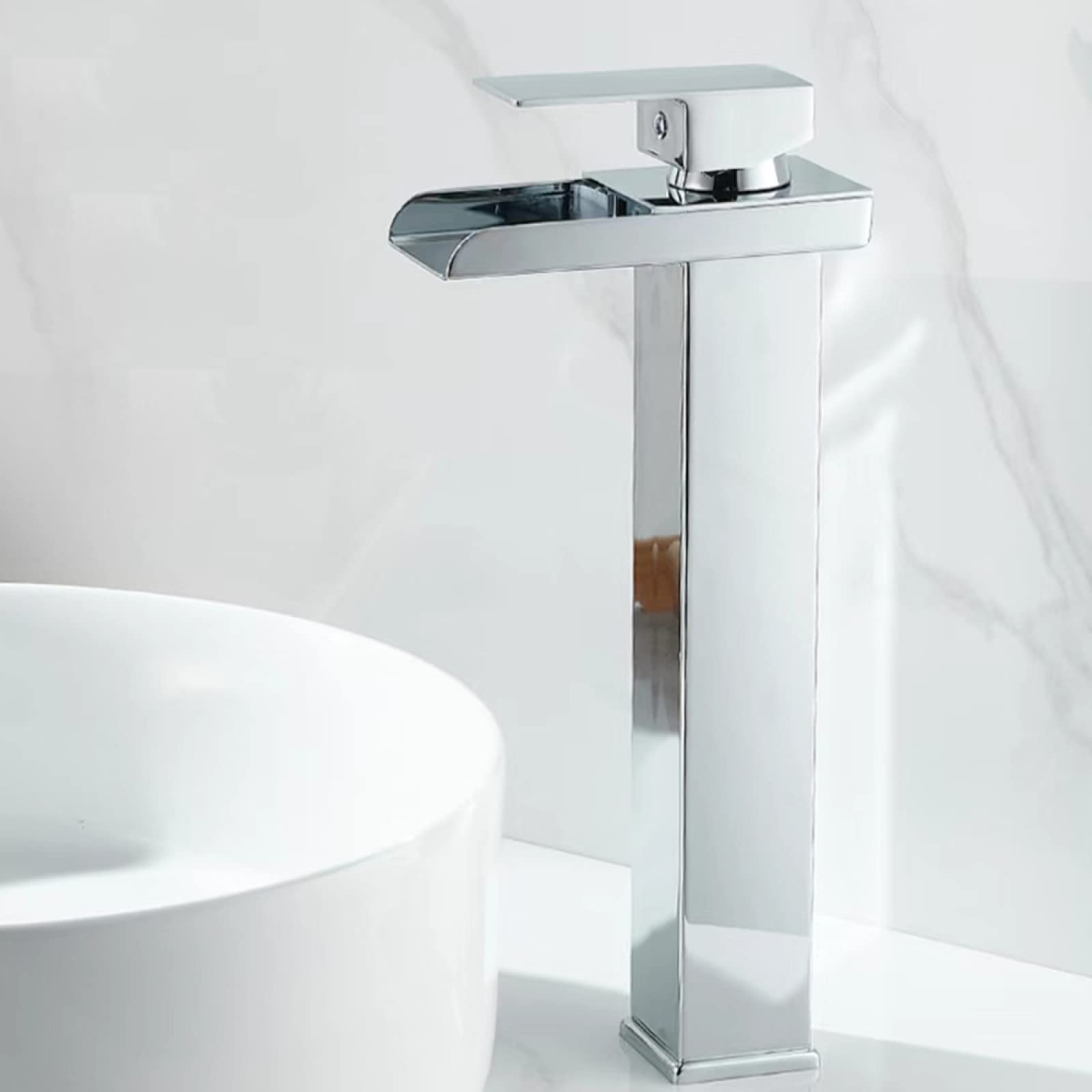 Robinet de salle de bain cascade haut anti-éclaboussures en acier chromé